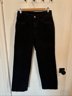 Amazon Women’s Black Straight-Leg Jeans